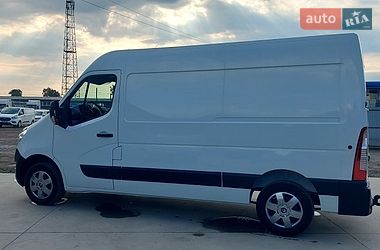 Грузовой фургон Renault Master 2017 в Млинове