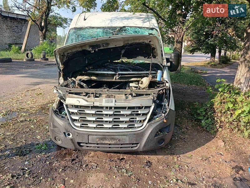 Грузовой фургон Renault Master 2014 в Кременчуге