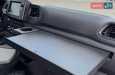Грузовой фургон Renault Master 2022 в Луцке