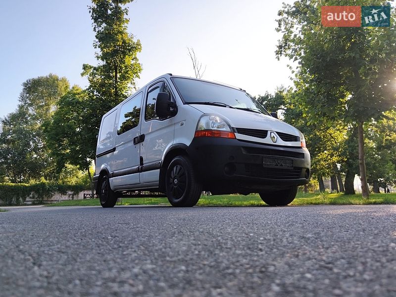 Минивэн Renault Master 2007 в Киеве