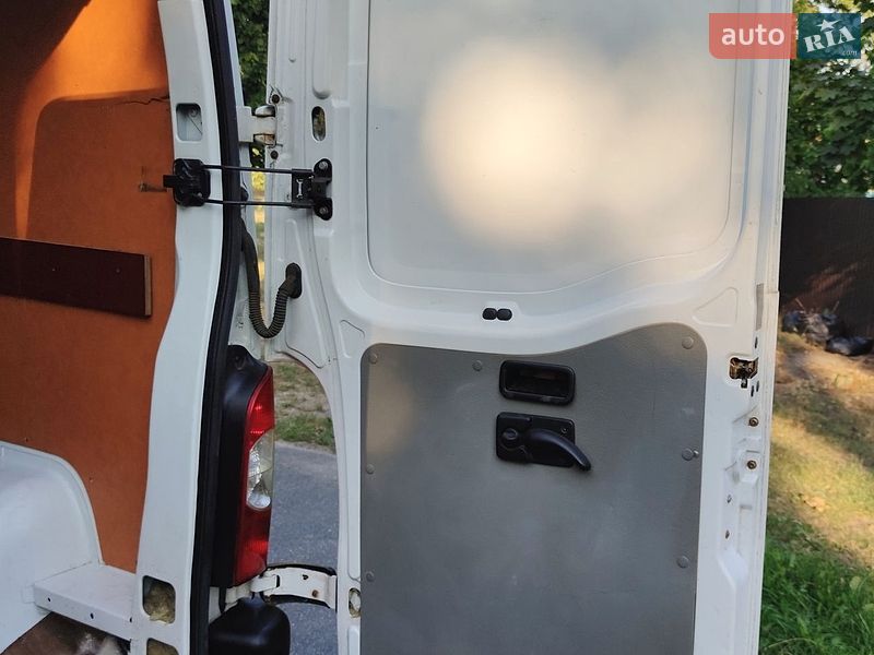 Минивэн Renault Master 2007 в Киеве
