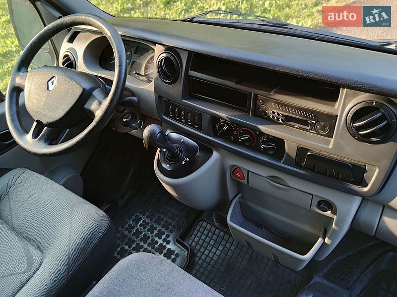 Минивэн Renault Master 2007 в Киеве