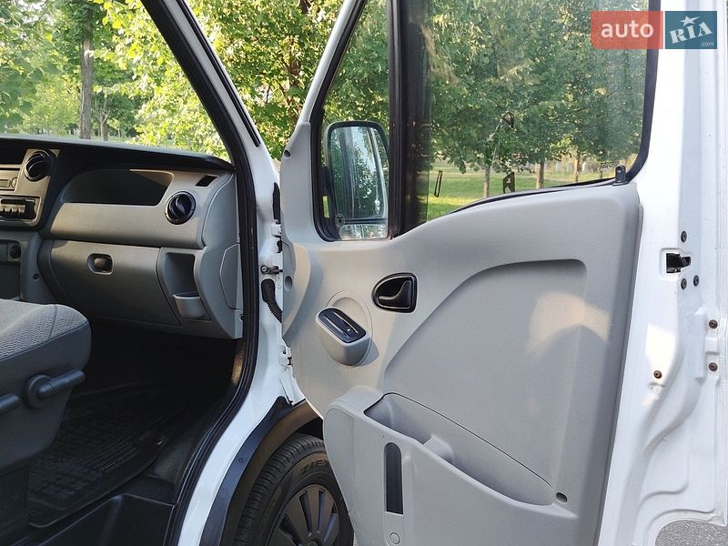 Минивэн Renault Master 2007 в Киеве