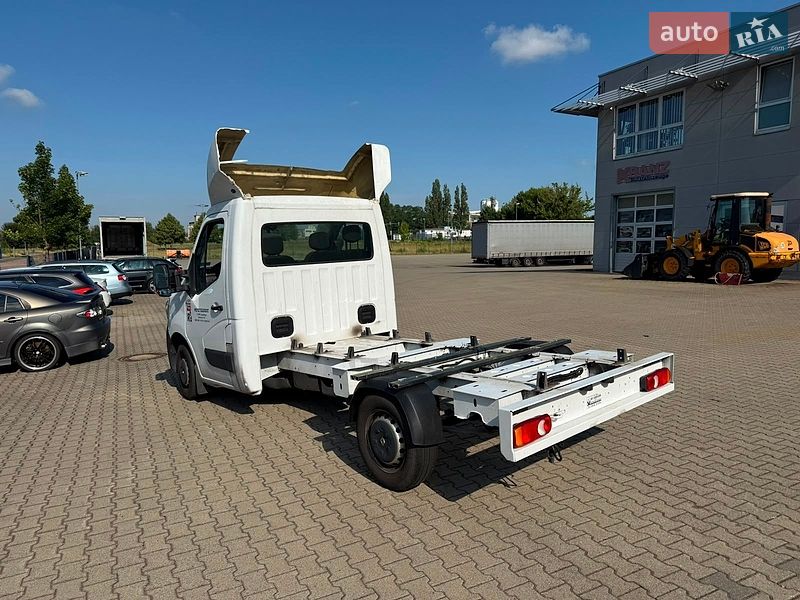 Вантажний фургон Renault Master 2020 в Луцьку