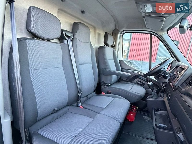 Вантажний фургон Renault Master 2021 в Луцьку