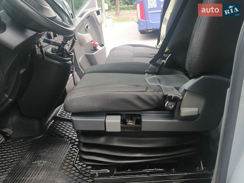 Мікроавтобус вантажний (до 3,5т) Renault Master 2015 в Дрогобичі фото 13 Мікроавтобус вантажний (до 3,5т) Renault Master 2015 в Дрогобичі