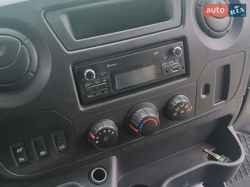 Мікроавтобус вантажний (до 3,5т) Renault Master 2015 в Дрогобичі фото 18 Мікроавтобус вантажний (до 3,5т) Renault Master 2015 в Дрогобичі