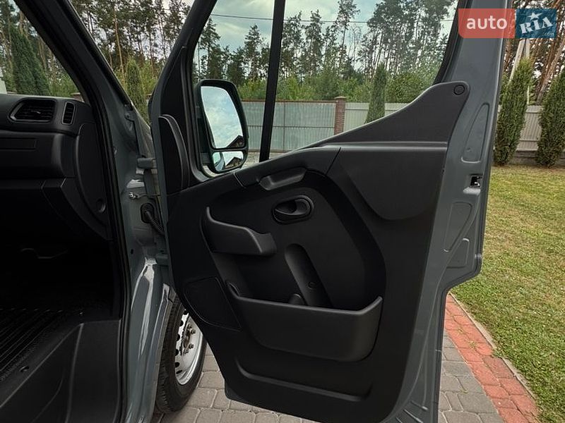 Вантажний фургон Renault Master 2022 в Києві