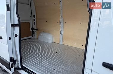 Вантажний фургон Renault Master 2023 в Дубні