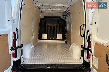 Вантажний фургон Renault Master 2023 в Дубні
