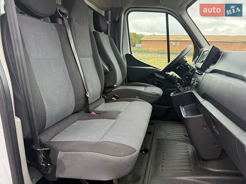 Грузовой фургон Renault Master 2021 в Луцке
