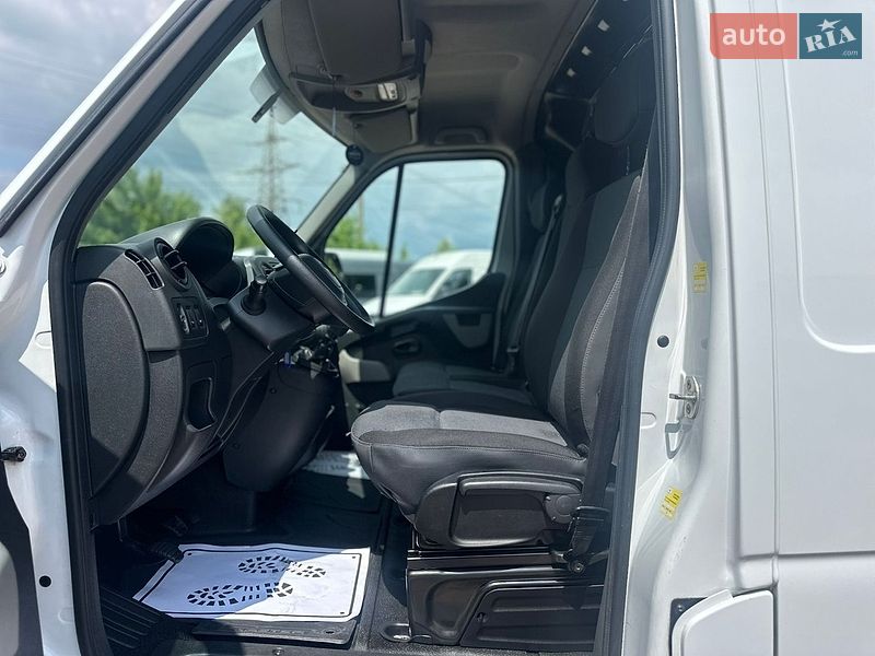 Грузовой фургон Renault Master 2018 в Ровно