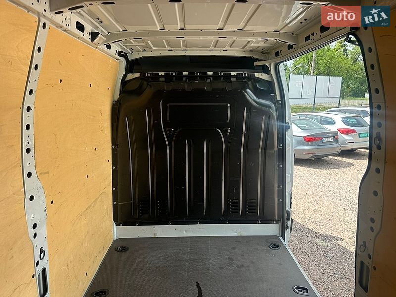 Грузовой фургон Renault Master 2018 в Ровно