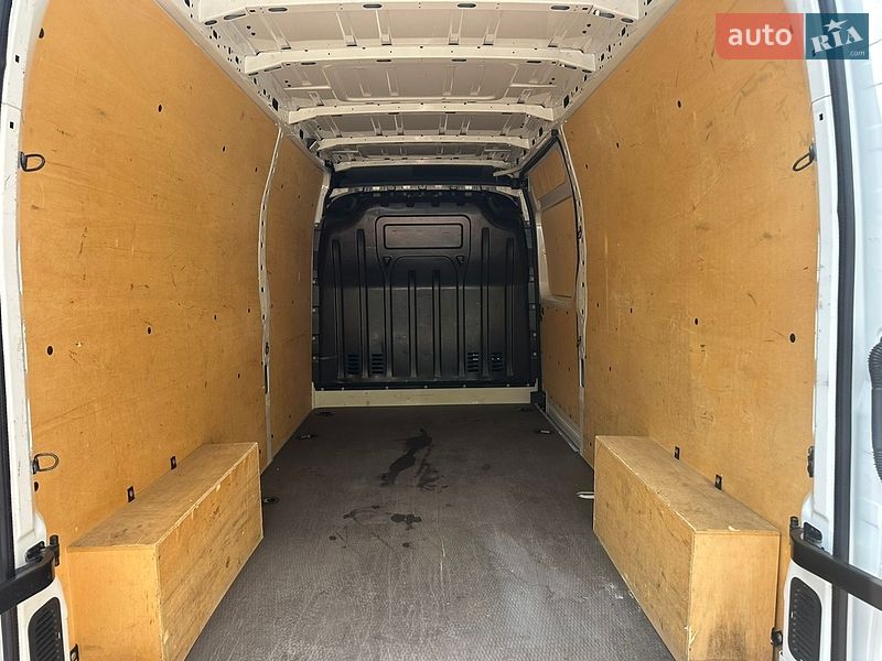 Грузовой фургон Renault Master 2018 в Ровно