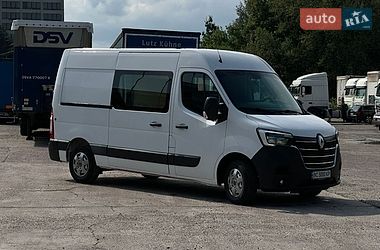 Вантажопасажирський фургон Renault Master 2020 в Львові