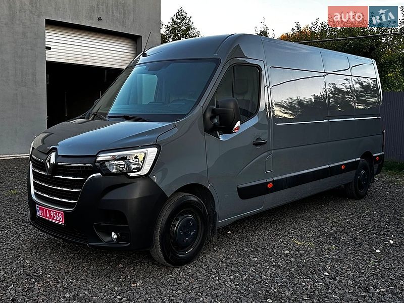 Вантажний фургон Renault Master 2022 в Бучі
