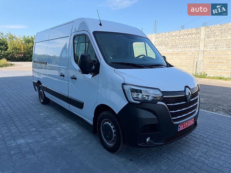Грузовой фургон Renault Master 2022 в Тернополе