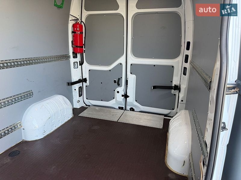 Грузовой фургон Renault Master 2022 в Тернополе