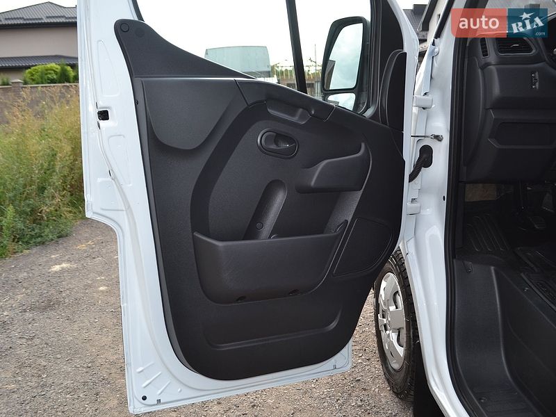 Грузовой фургон Renault Master 2022 в Ровно