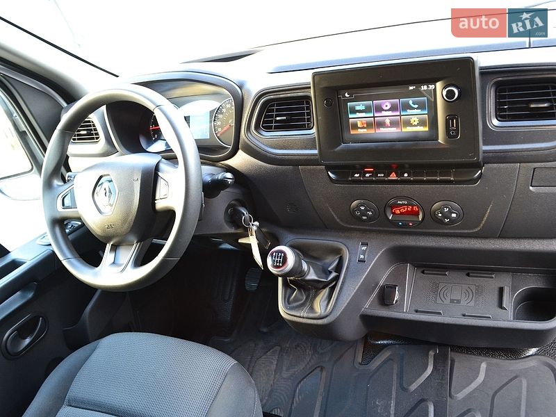 Грузовой фургон Renault Master 2022 в Ровно