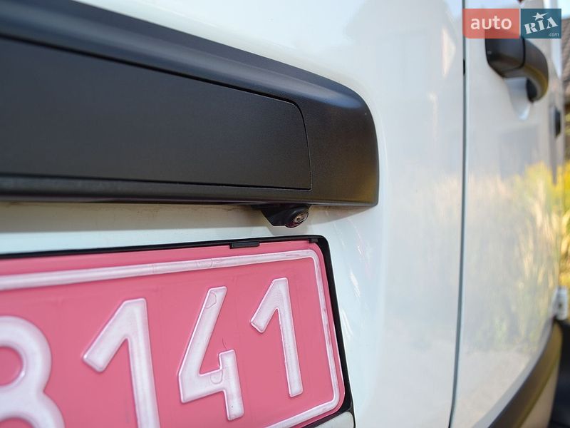 Грузовой фургон Renault Master 2022 в Ровно
