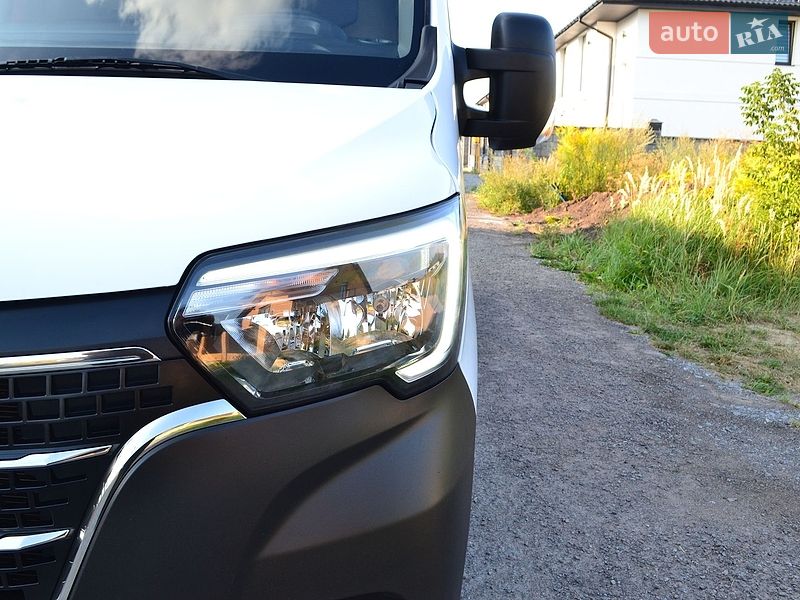 Грузовой фургон Renault Master 2022 в Ровно