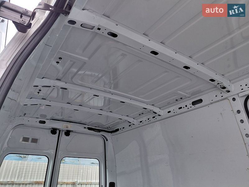 Вантажний фургон Renault Master 2025 в Івано-Франківську