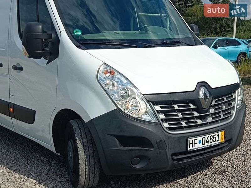 Вантажний фургон Renault Master 2015 в Бартатові
