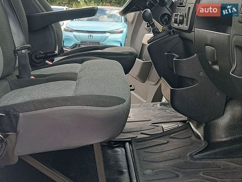 Вантажний фургон Renault Master 2015 в Бартатові