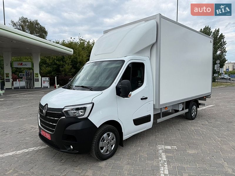 Вантажний фургон Renault Master 2021 в Дубні