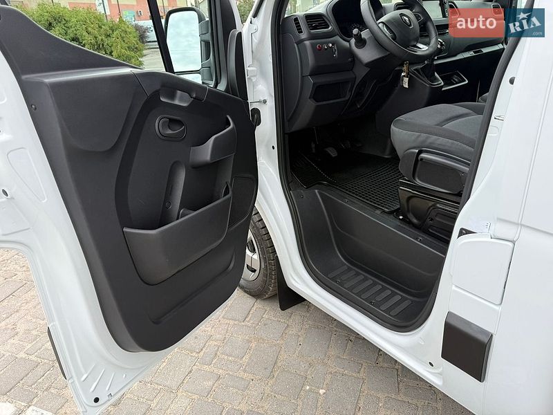 Вантажний фургон Renault Master 2021 в Дубні