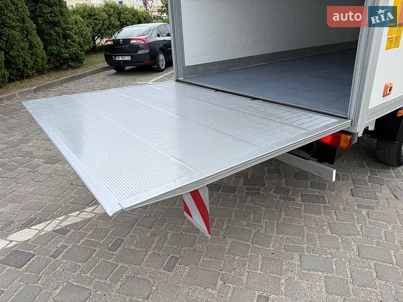 Вантажний фургон Renault Master 2021 в Дубні