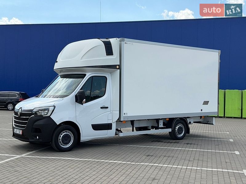 Грузовой фургон Renault Master 2022 в Дубно