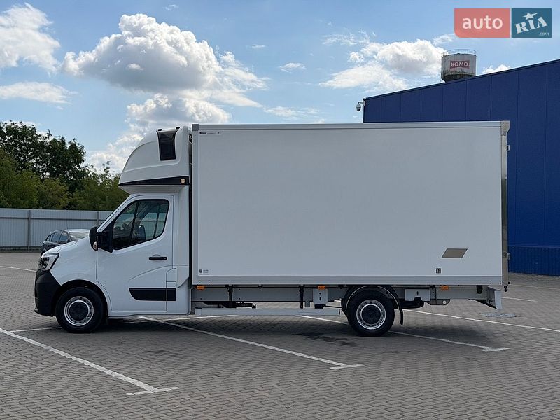 Грузовой фургон Renault Master 2022 в Дубно