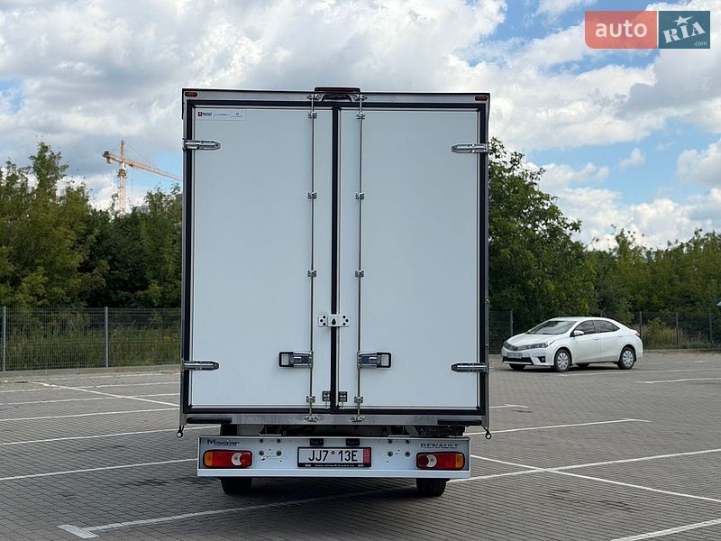 Грузовой фургон Renault Master 2022 в Дубно