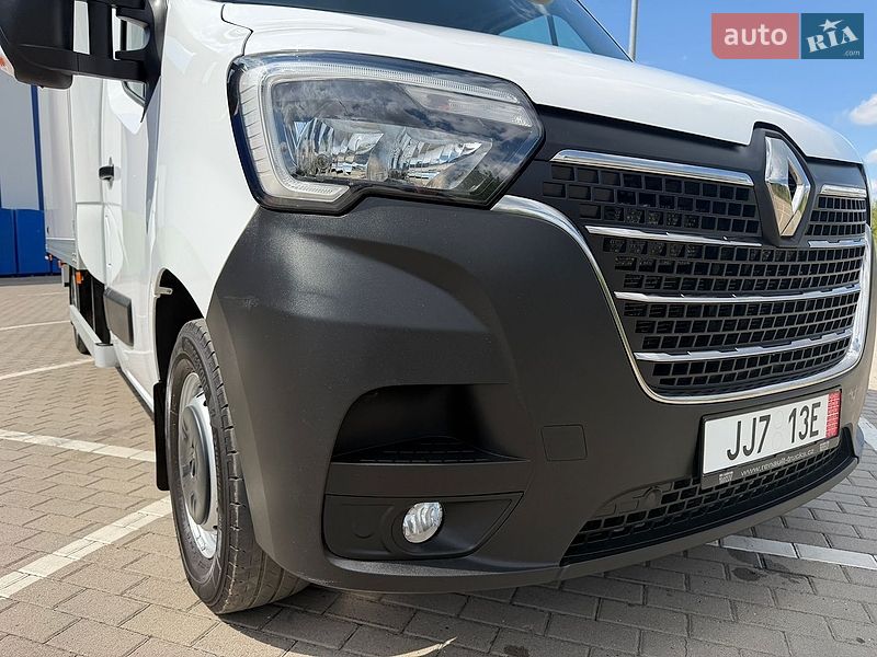 Грузовой фургон Renault Master 2022 в Дубно
