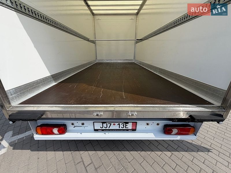 Грузовой фургон Renault Master 2022 в Дубно