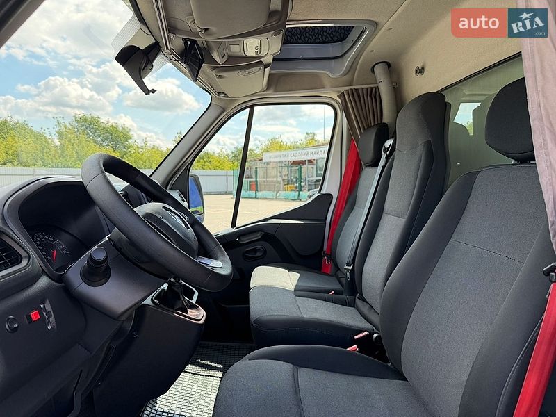 Грузовой фургон Renault Master 2022 в Дубно