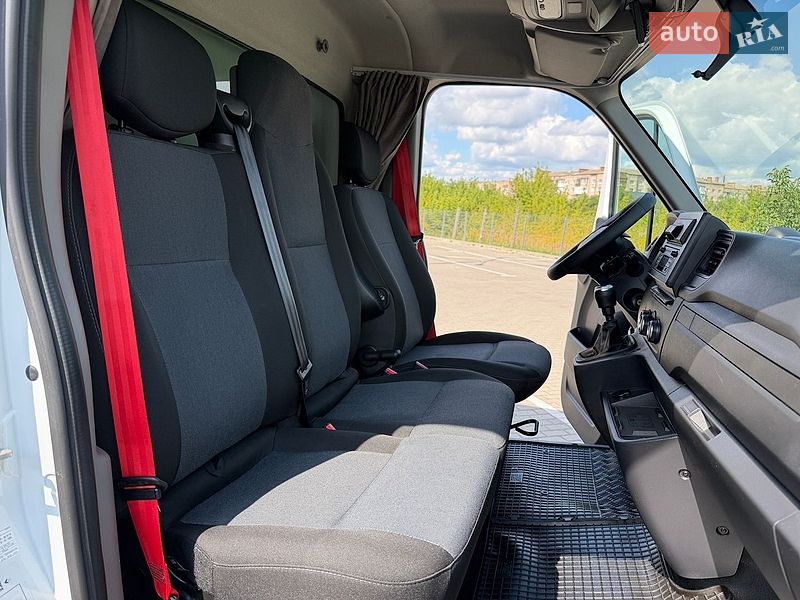 Грузовой фургон Renault Master 2022 в Дубно