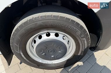 Грузовой фургон Renault Master 2022 в Дубно