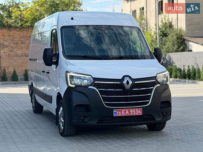 Грузовой фургон Renault Master 2021 в Дубно