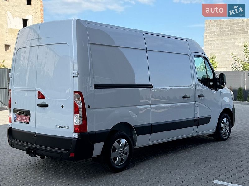 Грузовой фургон Renault Master 2021 в Дубно