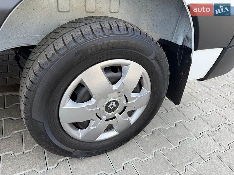 Грузовой фургон Renault Master 2021 в Дубно