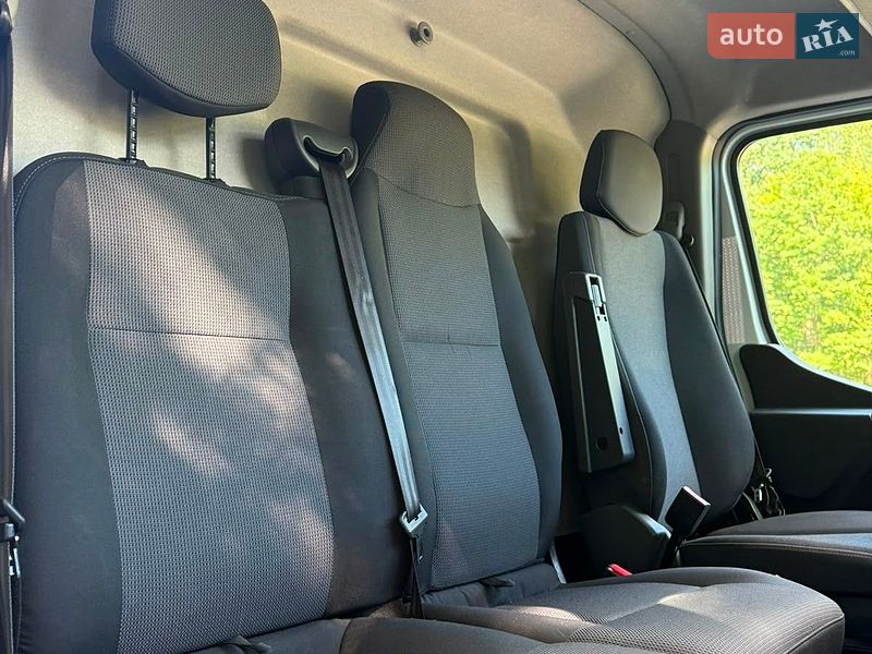 Грузовой фургон Renault Master 2022 в Рожище