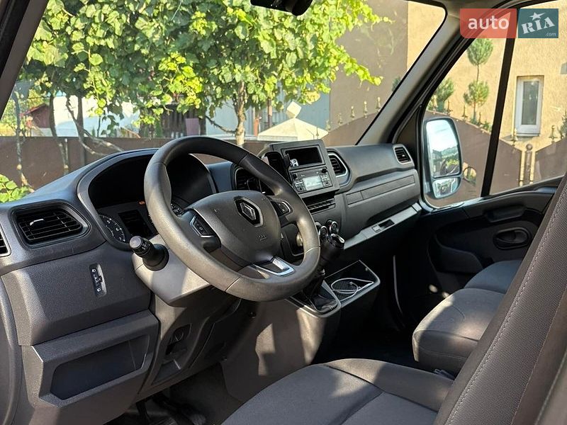 Тентований Renault Master 2022 в Тячеві