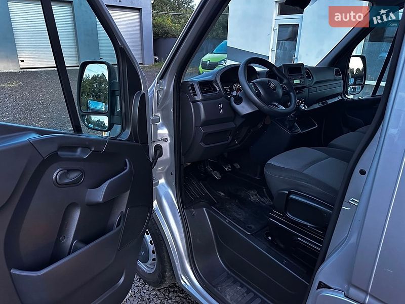 Грузовой фургон Renault Master 2022 в Киеве