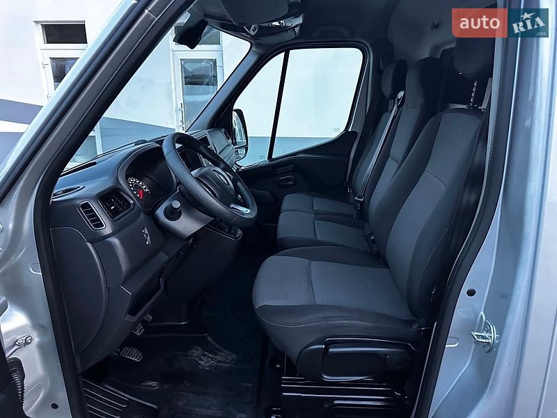Грузовой фургон Renault Master 2022 в Киеве