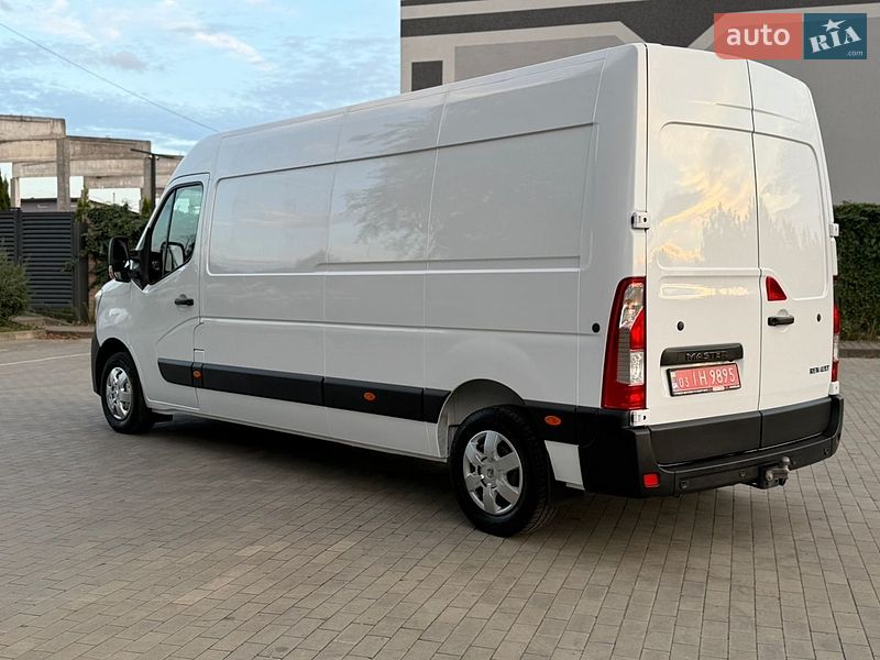 Вантажний фургон Renault Master 2022 в Луцьку
