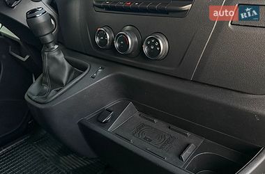 Вантажний фургон Renault Master 2022 в Луцьку