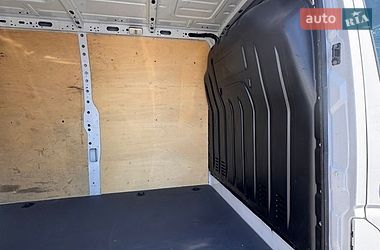 Вантажний фургон Renault Master 2018 в Києві